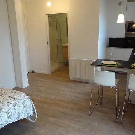 La Haut Sur La Colline Appartement *